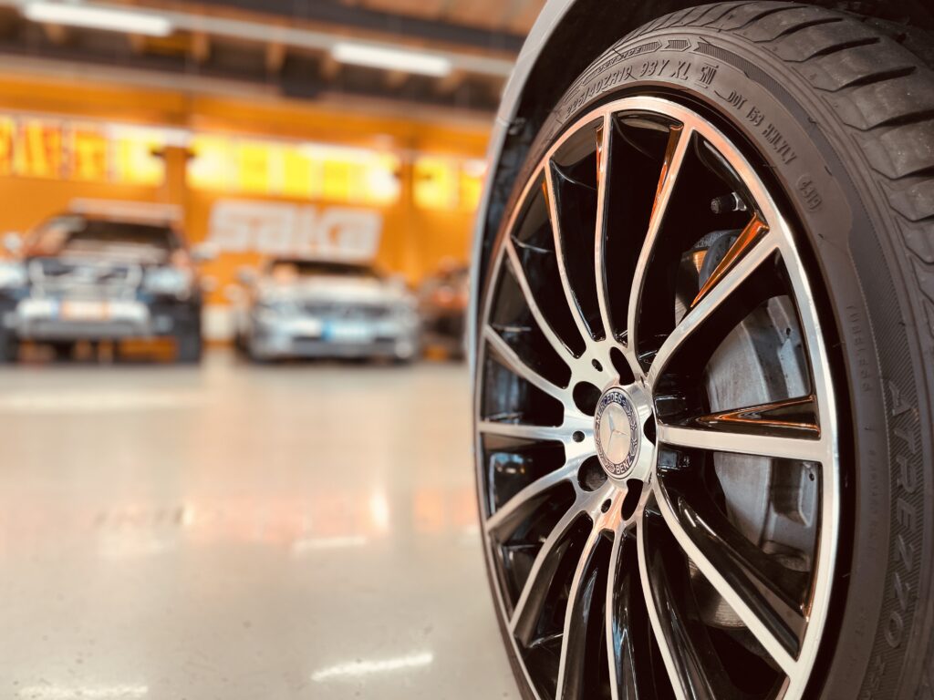 Autokauppakuvaukset